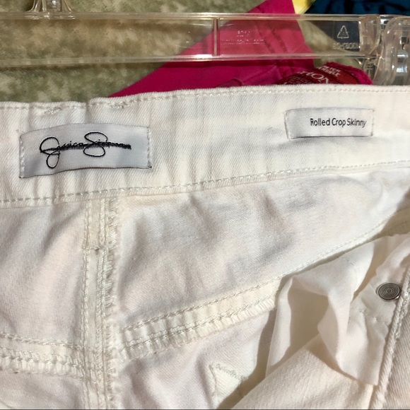 Jessica Simpson-14 - Picture 3 of 3